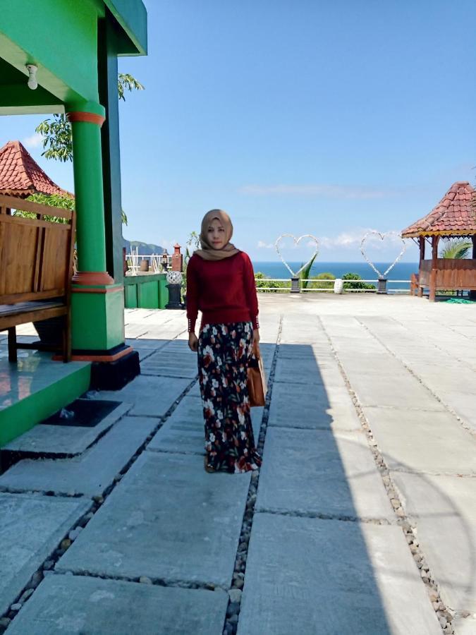 Losmen Kinasih Puncak & Gazebo Pandang Bantul Kültér fotó
