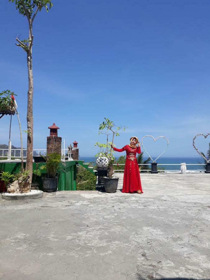 Losmen Kinasih Puncak & Gazebo Pandang Bantul Kültér fotó