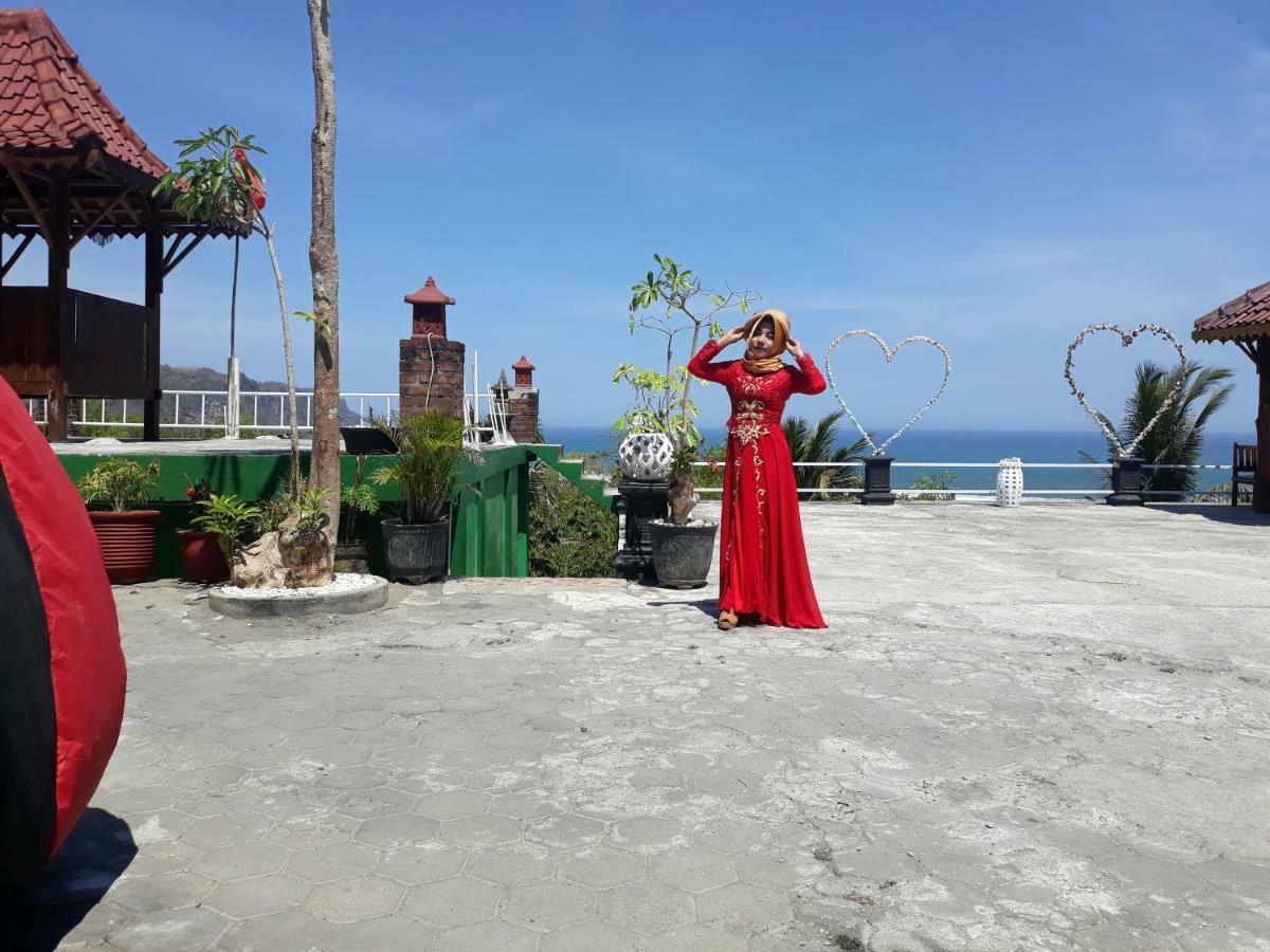Losmen Kinasih Puncak & Gazebo Pandang Bantul Kültér fotó